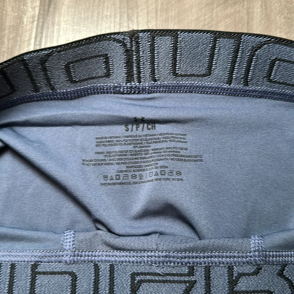 Under Armour Performance Microfiber Mesh Boxer Briefs - Small